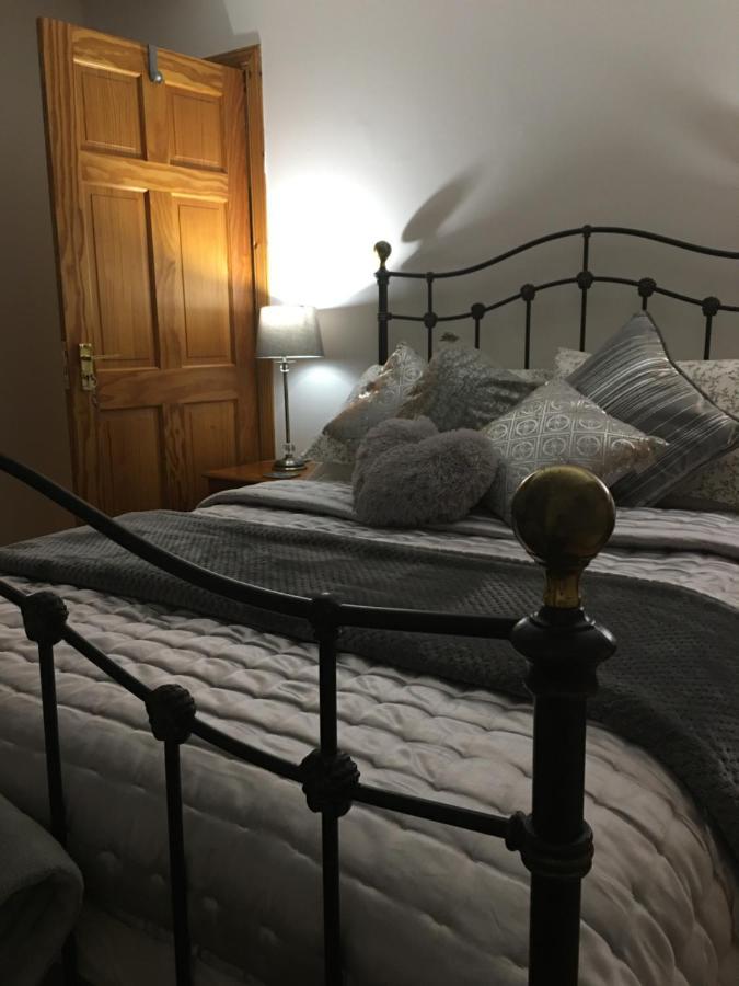 Mo-Dhachaidh B&B プールー エクステリア 写真