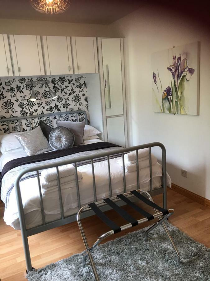 Mo-Dhachaidh B&B プールー エクステリア 写真