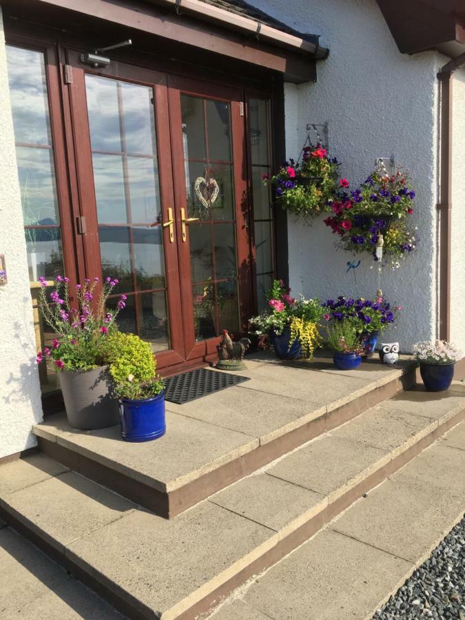 Mo-Dhachaidh B&B プールー エクステリア 写真